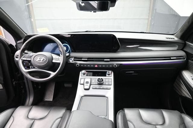Used 2024 White Hyundai Calligraphy image 27