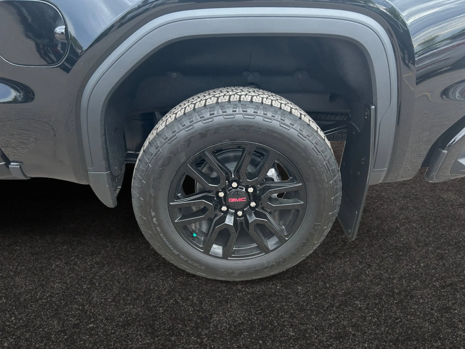 New 2026 Onyx Black GMC Pro image 9