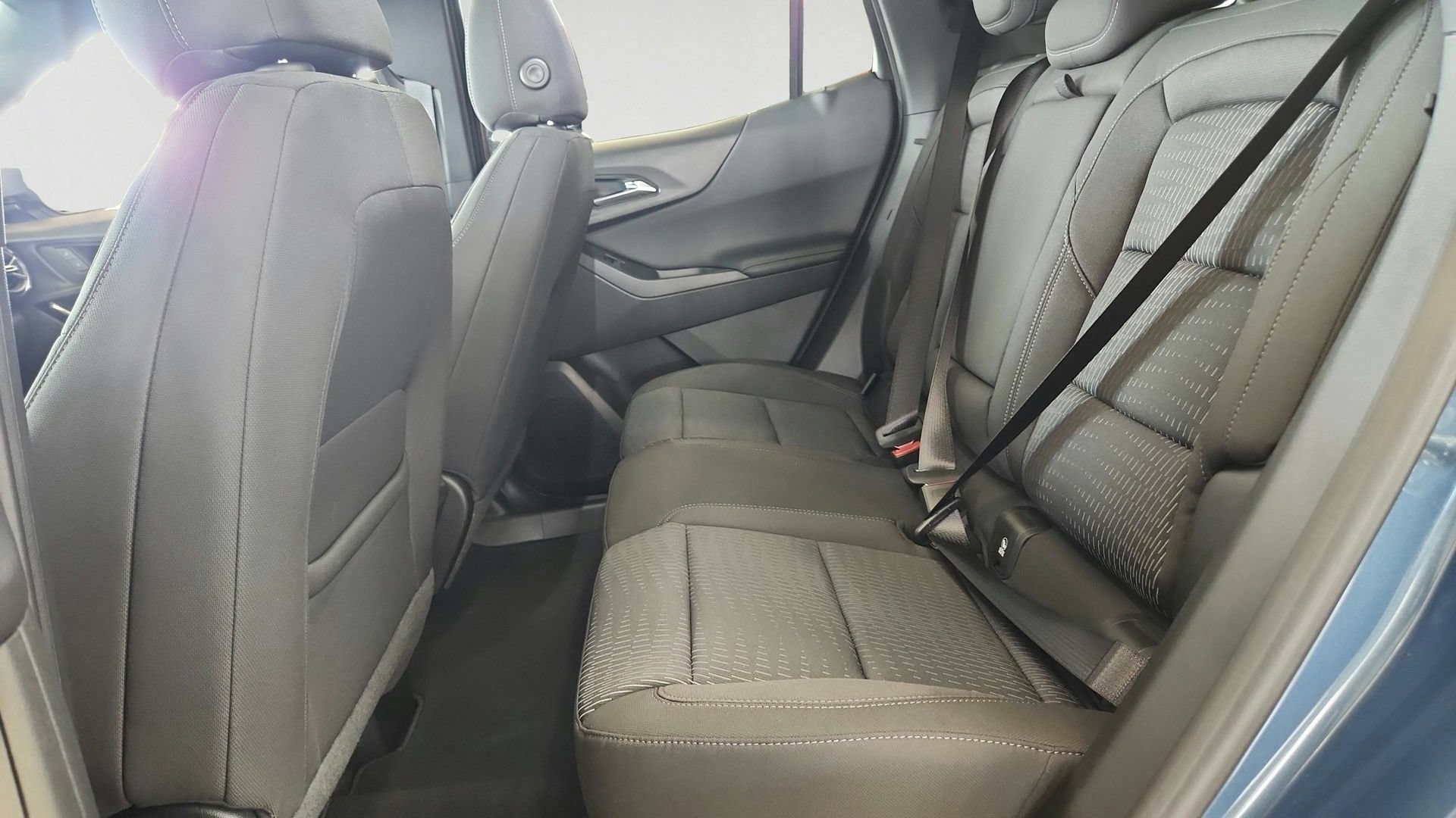 2027 Chevrolet Equinox LT - Photo 20