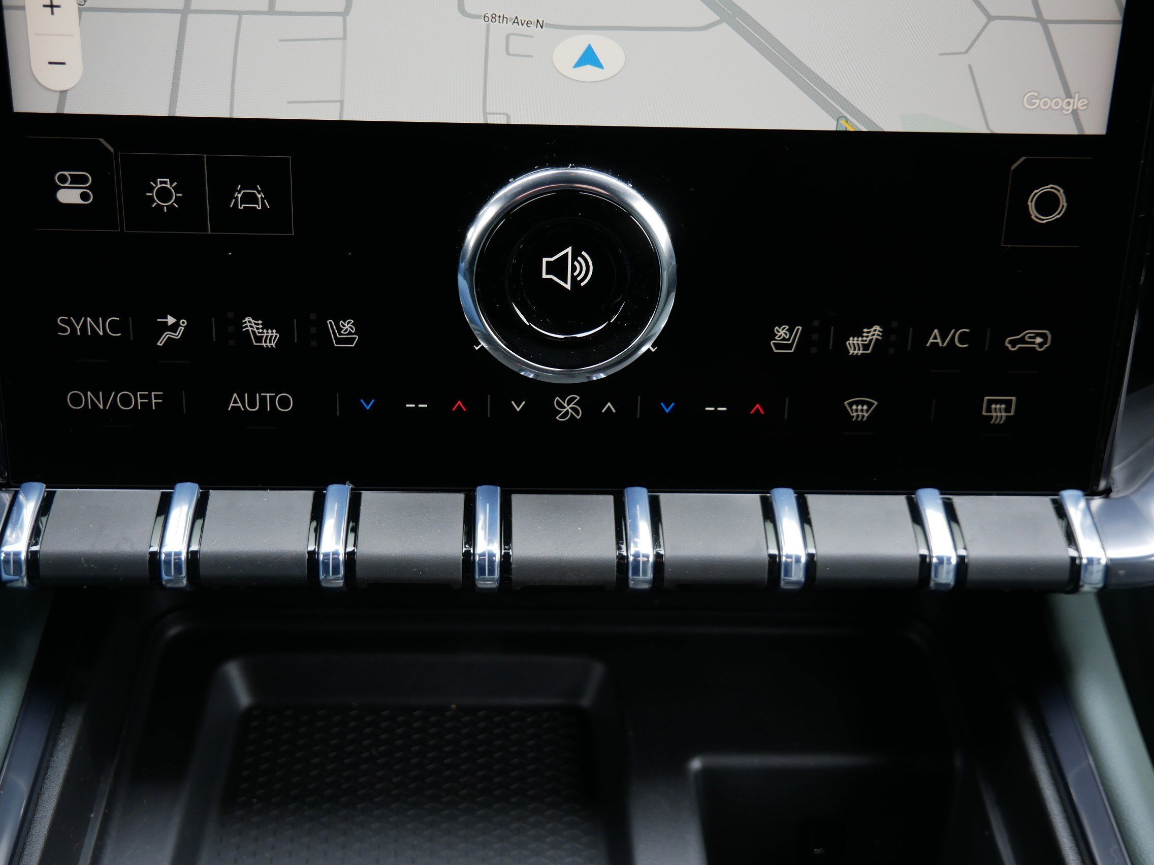 2026 GMC Acadia AT4 - Photo 8