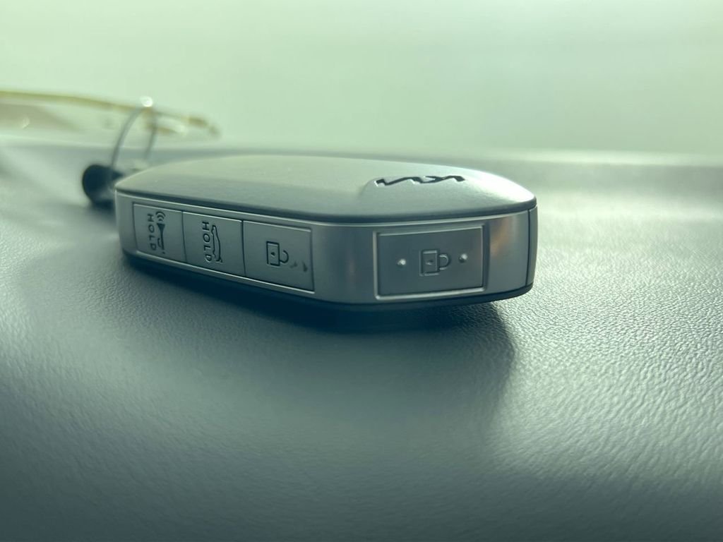 New 2026 Snow White Pearl Kia LX image 33