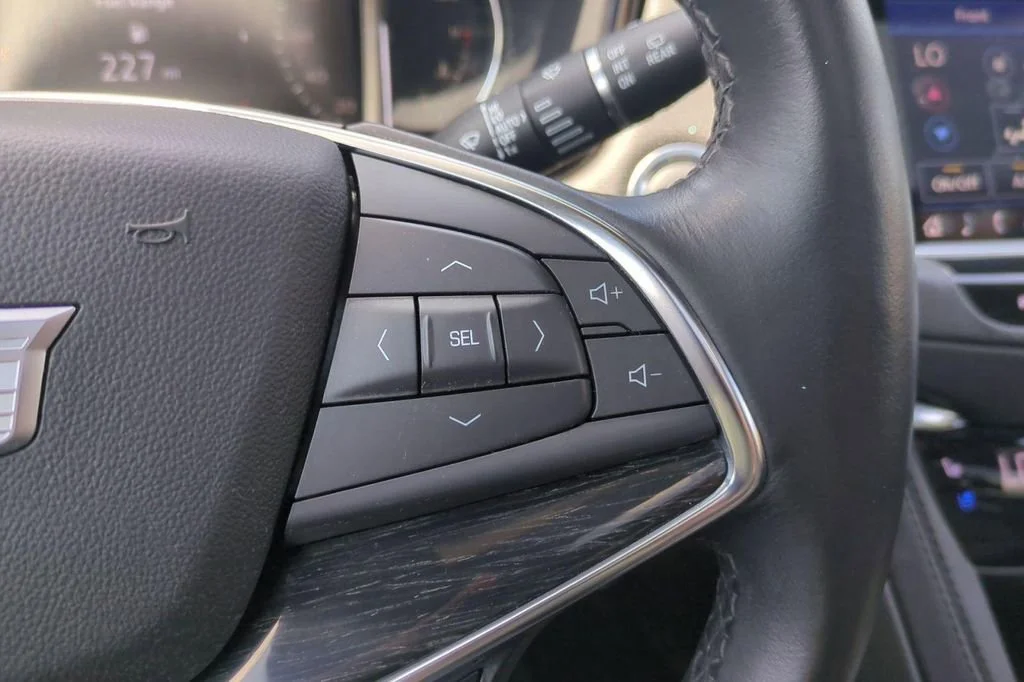 Used 2023 Stellar Black Metallic Cadillac Premium Luxury image 26