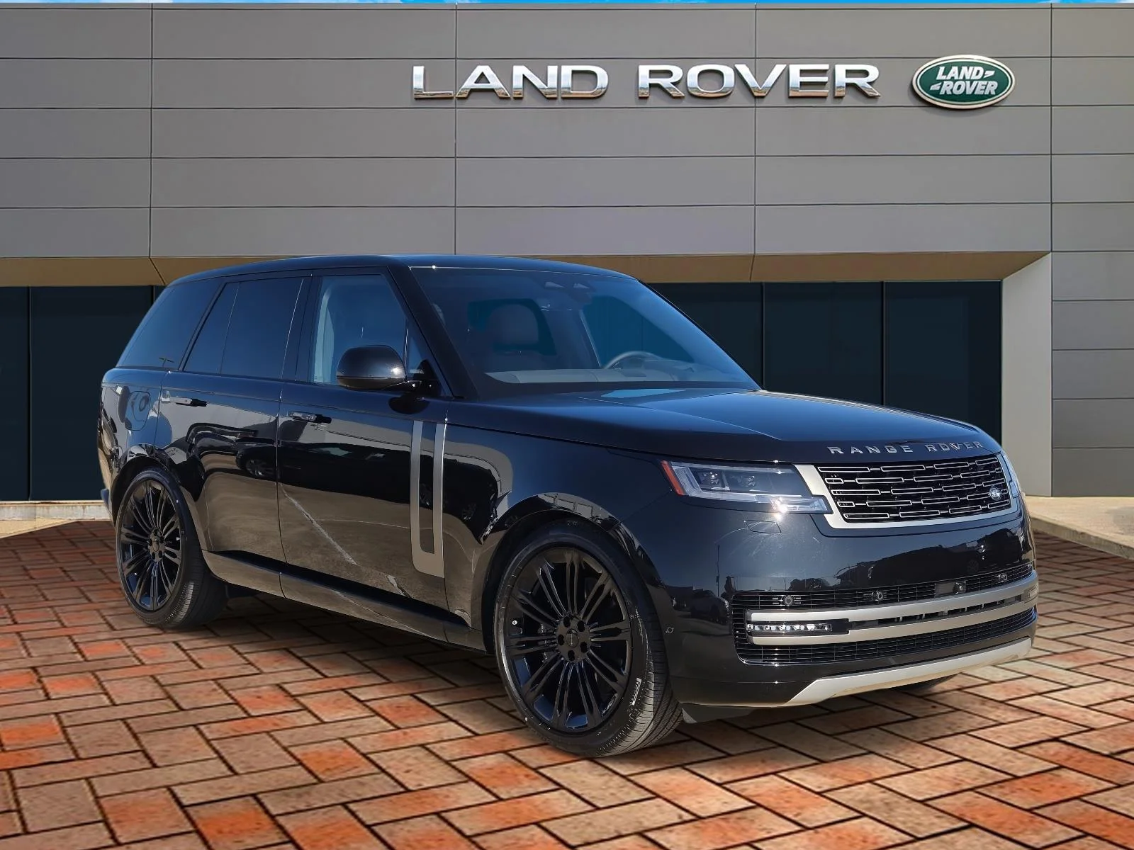 2026 Land Rover Range Rover 4.4 SE SWB's photo