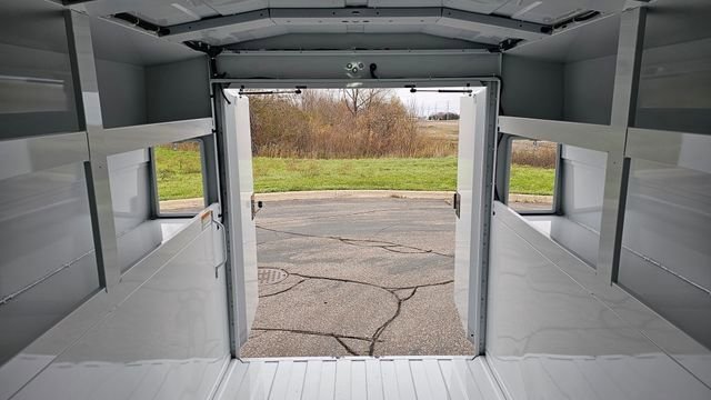 New 2026 Oxford White Ford Base image 6