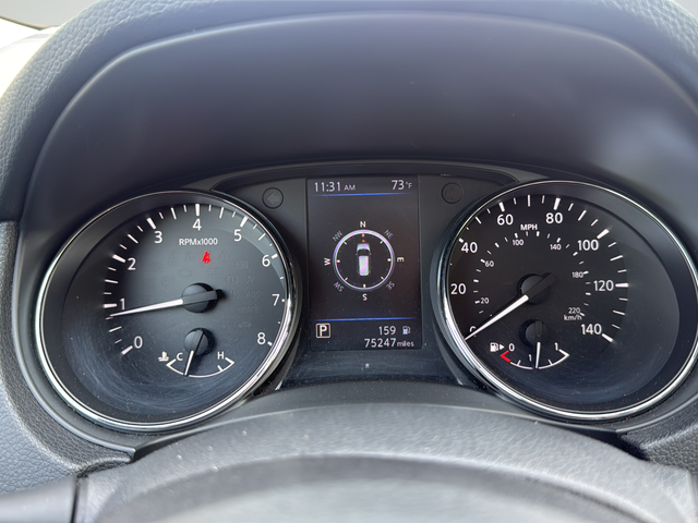 Used 2019 White Nissan SL image 20