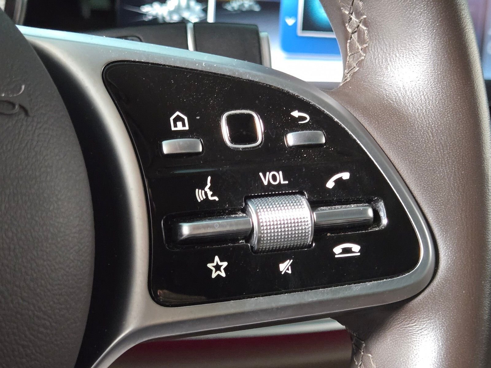 Used 2019 Black Mercedes-Benz E 300 image 24
