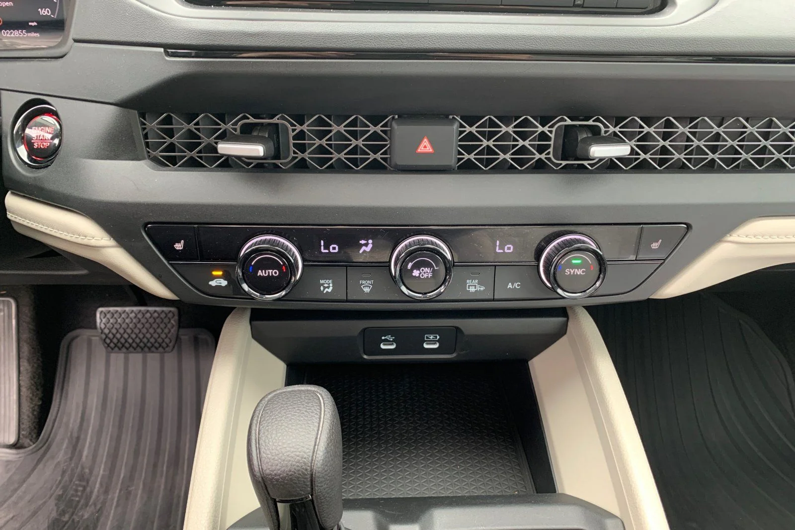 Used 2025 Gray Honda SE image 23