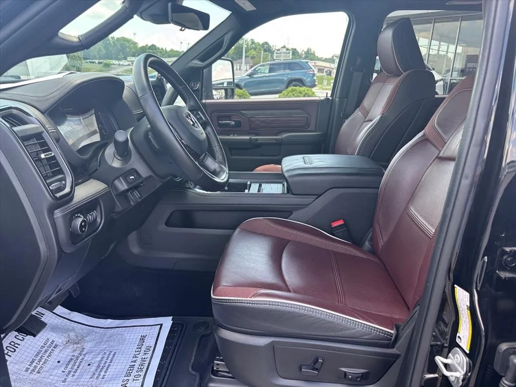 Used 2025 Black Ram Limited image 12