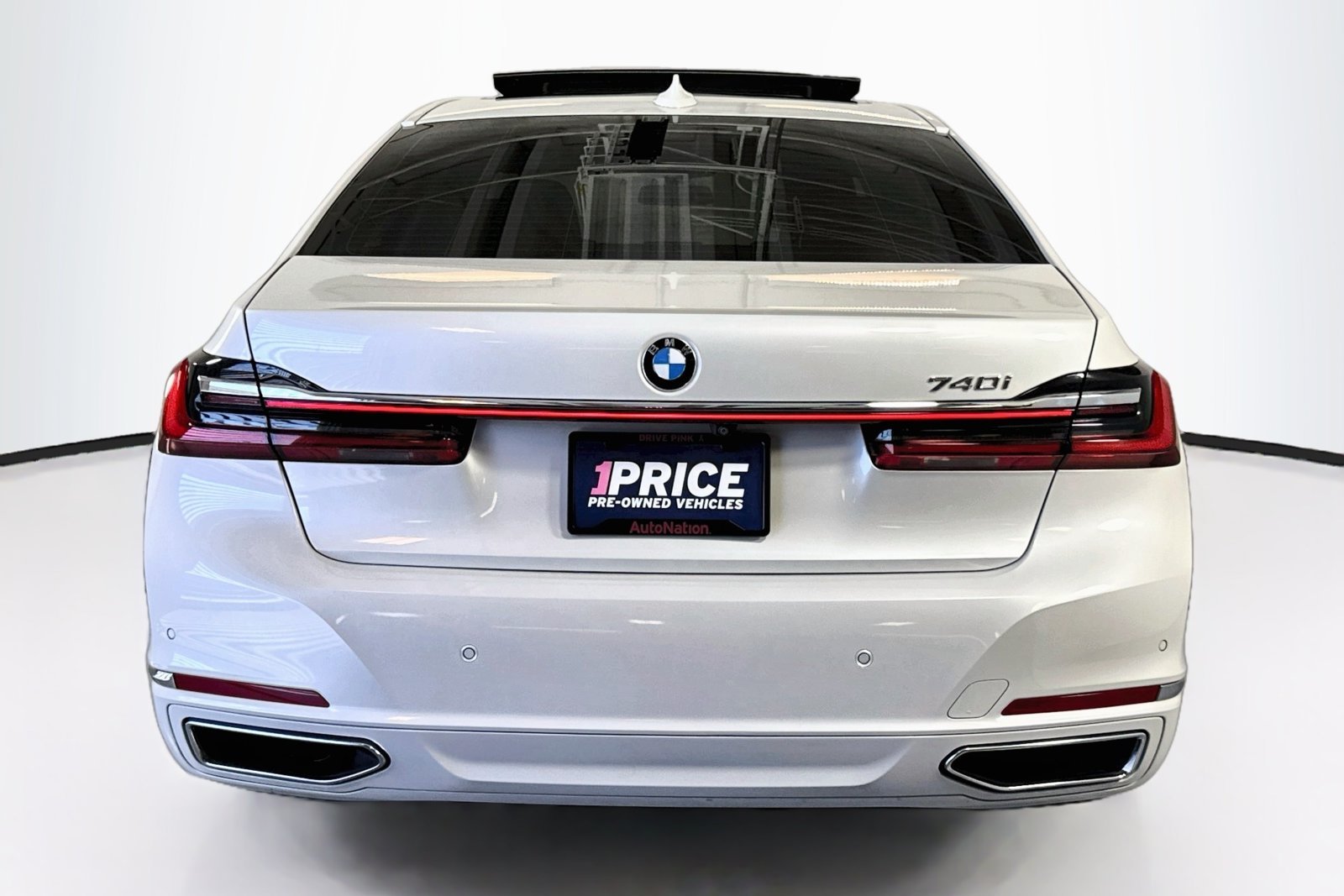 Used 2020 Mineral White Metallic BMW 740i image 6