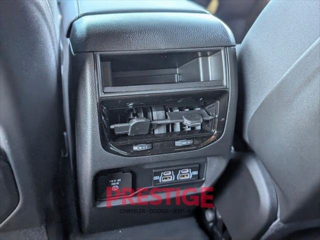 2025 Jeep Grand Cherokee Laredo - Photo 27