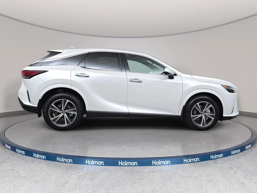 New 2026 Eminent White Pearl Lexus AWD image 4