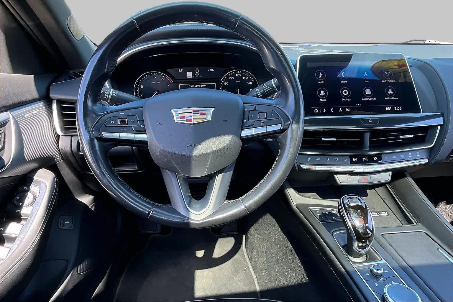 Used 2022 Crystal White Tricoat Cadillac Luxury image 6