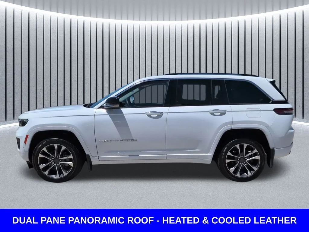 Used 2023 White Jeep Overland image 8