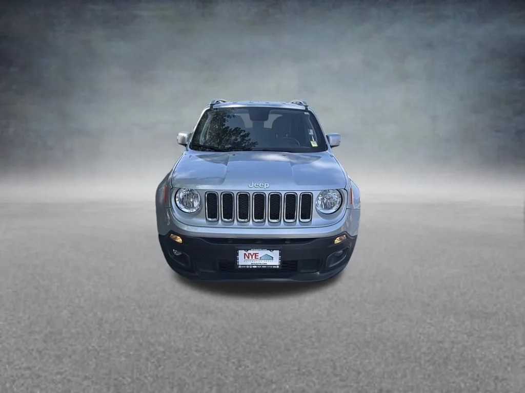 Used 2018 Silver Jeep Limited image 9