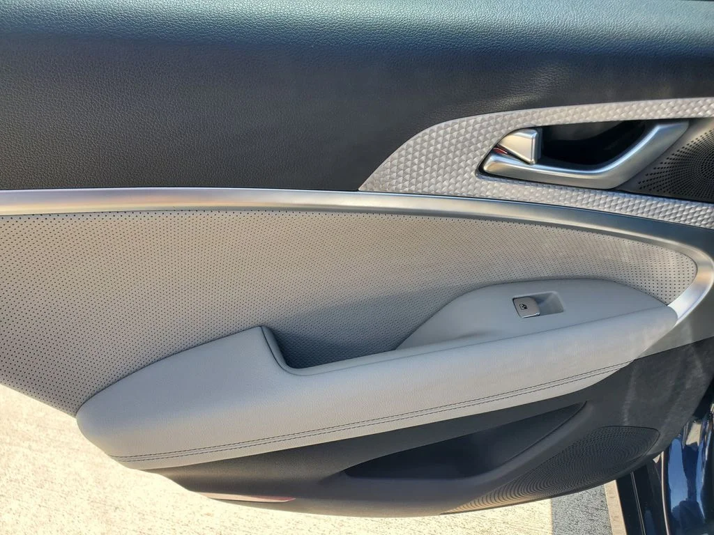 Used 2023 Blue Genesis 2.0T image 13