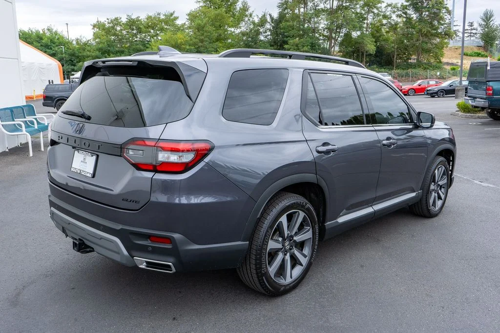 Certified Used 2024 Modern Steel Metallic Honda AWD ELITE image 14