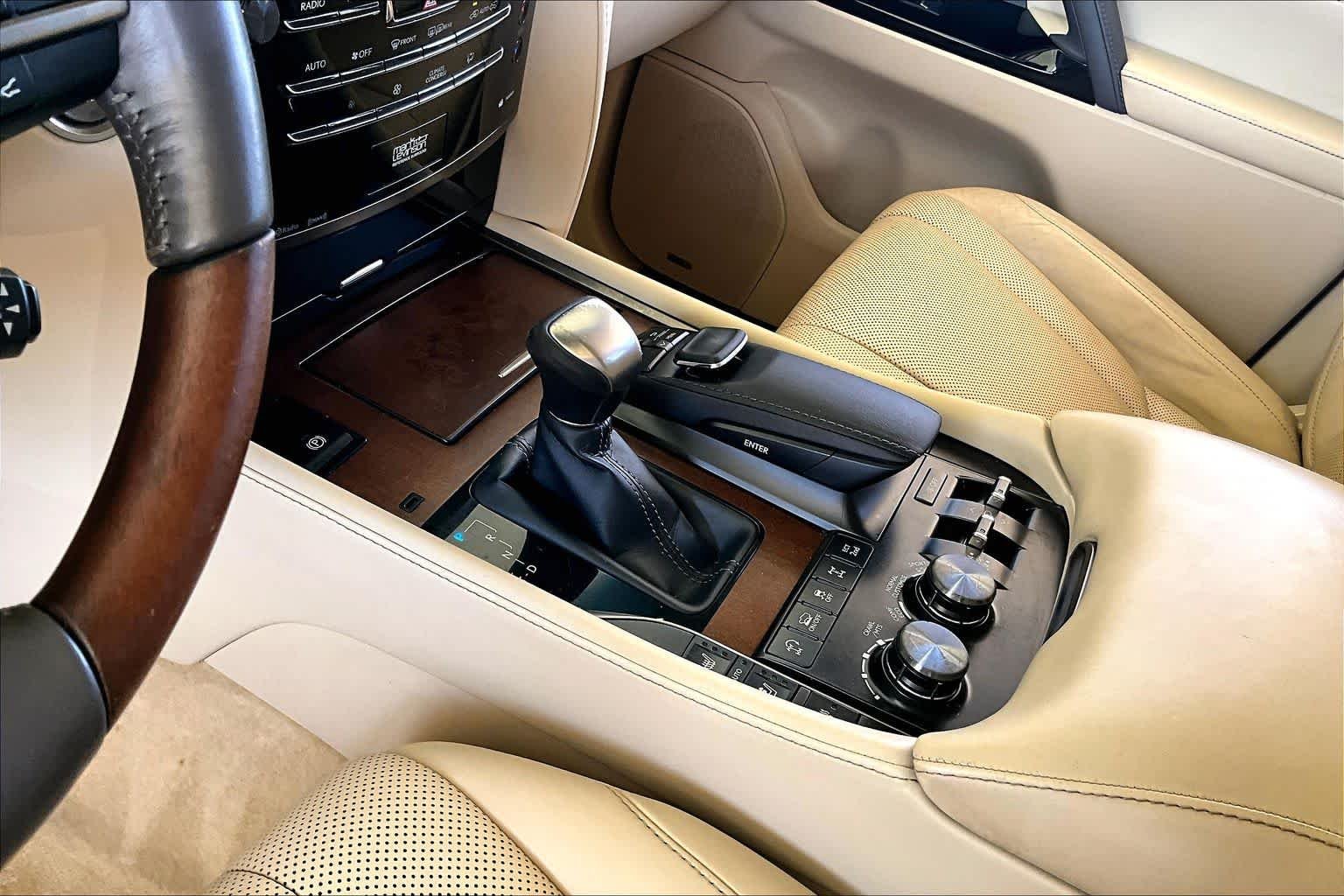 Used 2019 Nebula Gray Pearl Lexus  image 14