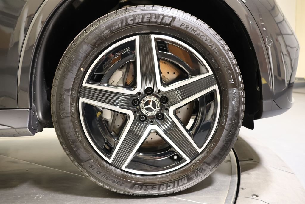 Used 2027  Mercedes-Benz GLC 300 image 14