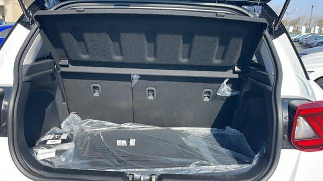 2025 Hyundai Venue Limited - Photo 22