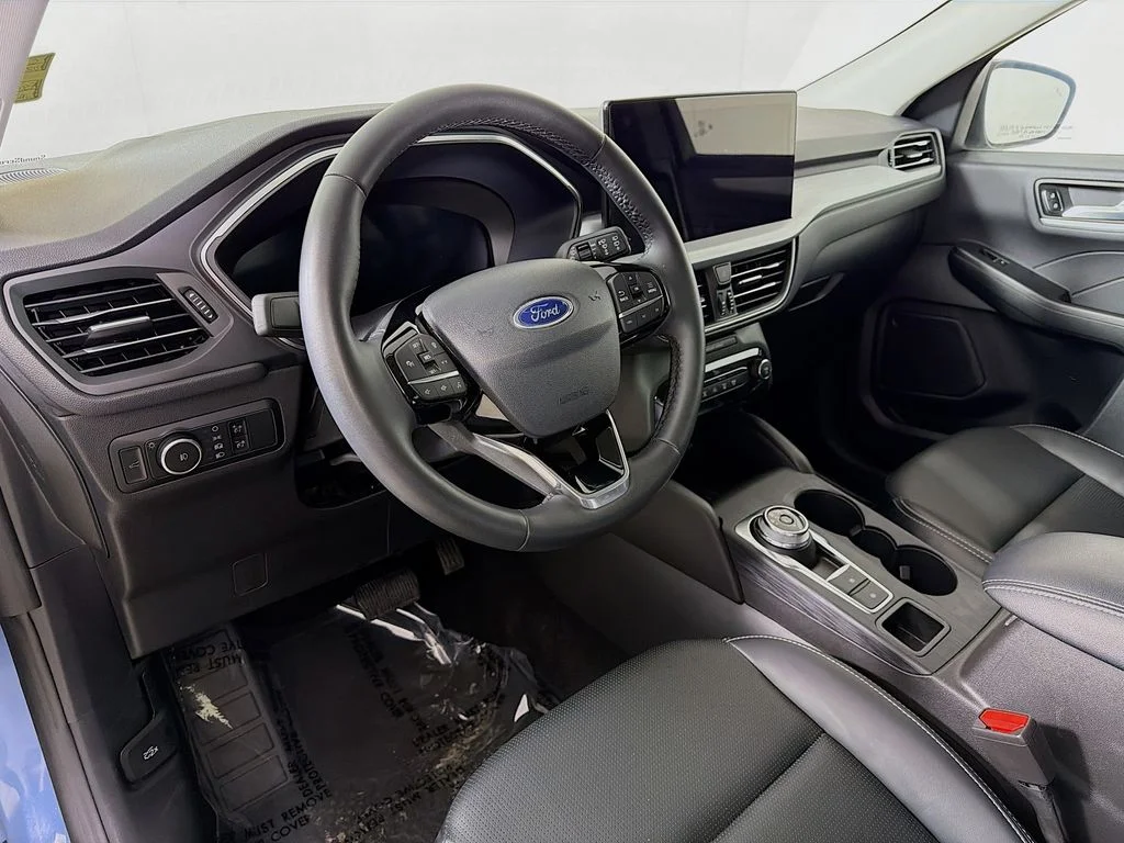 Used 2025 Blue Ford Platinum image 10