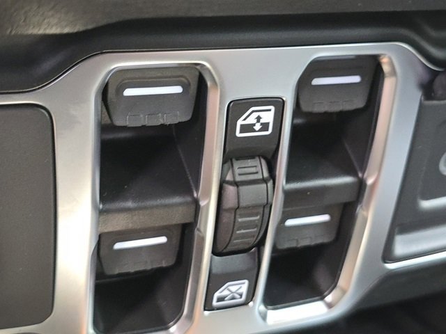 2025 Jeep Wrangler 4-Door Sport S - Photo 19