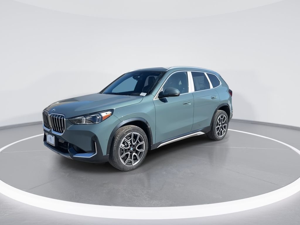 Used 2026 Green Metallic BMW xDrive28i image 4