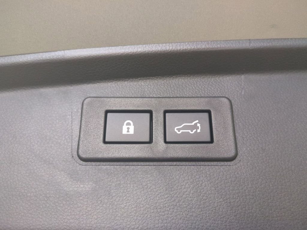 2025 Subaru Outback Limited - Photo 15