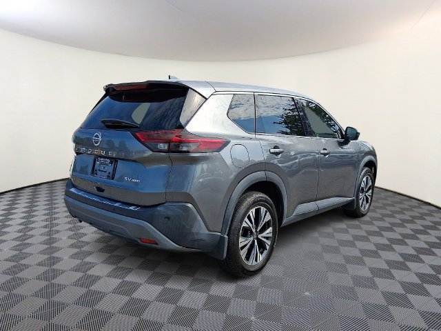 Used 2021 Gray Nissan SV image 7