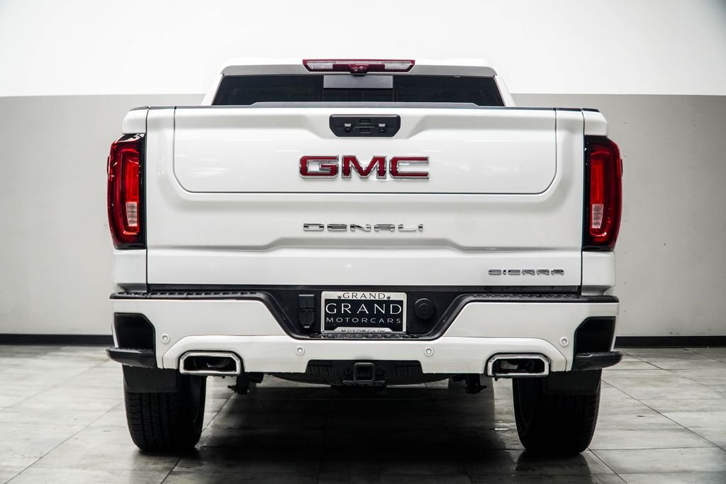 Used 2025 White GMC Denali image 11