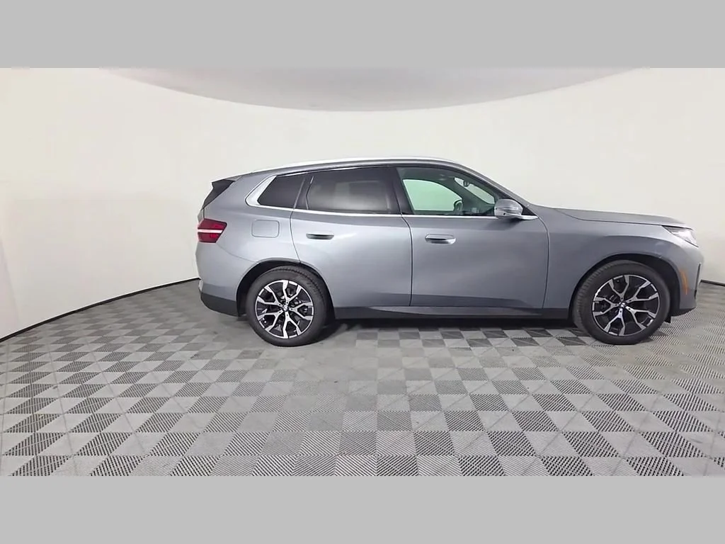 Used 2025 Skyscraper Gray Metallic BMW 30 xDrive image 35