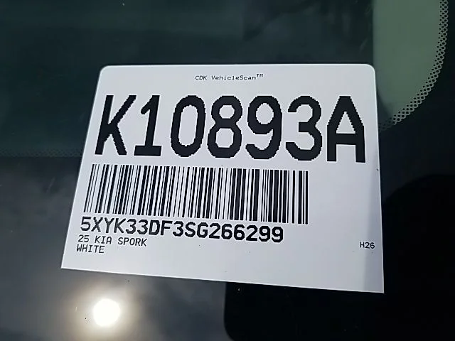 Used 2025 White Kia EX image 26