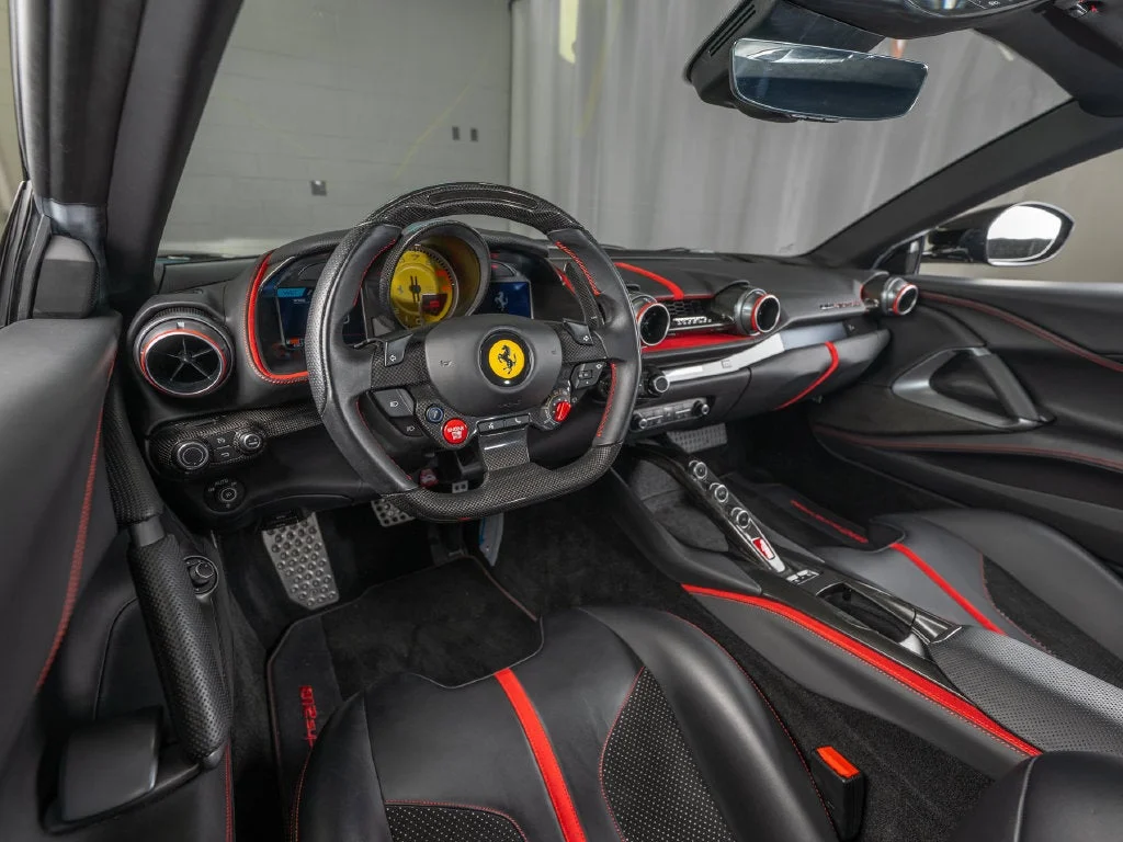 Certified Used 2020 Nero Ferrari Base image 27