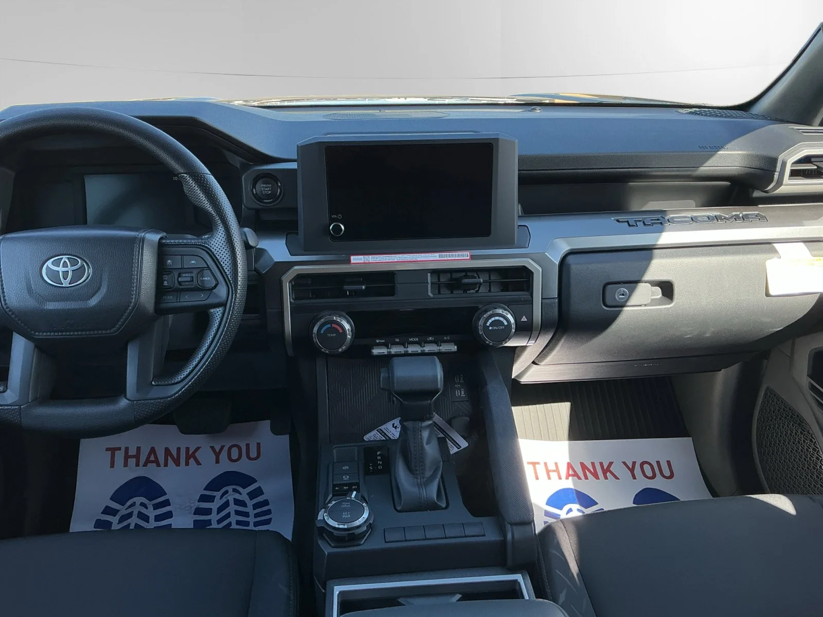 2026 Toyota Tacoma SR5 - Photo 10