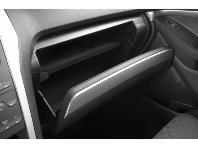 Used 2015 Ruby Red Metallic Ford XLT image 15