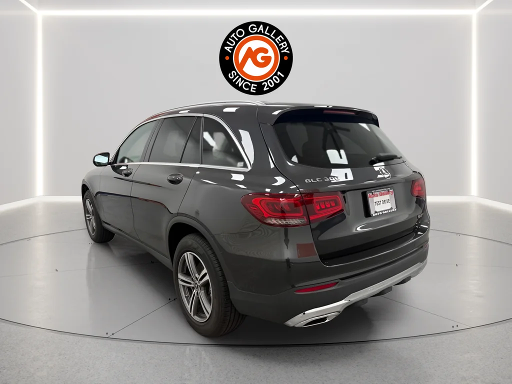 Used 2020 Gray Mercedes-Benz GLC 300 image 5
