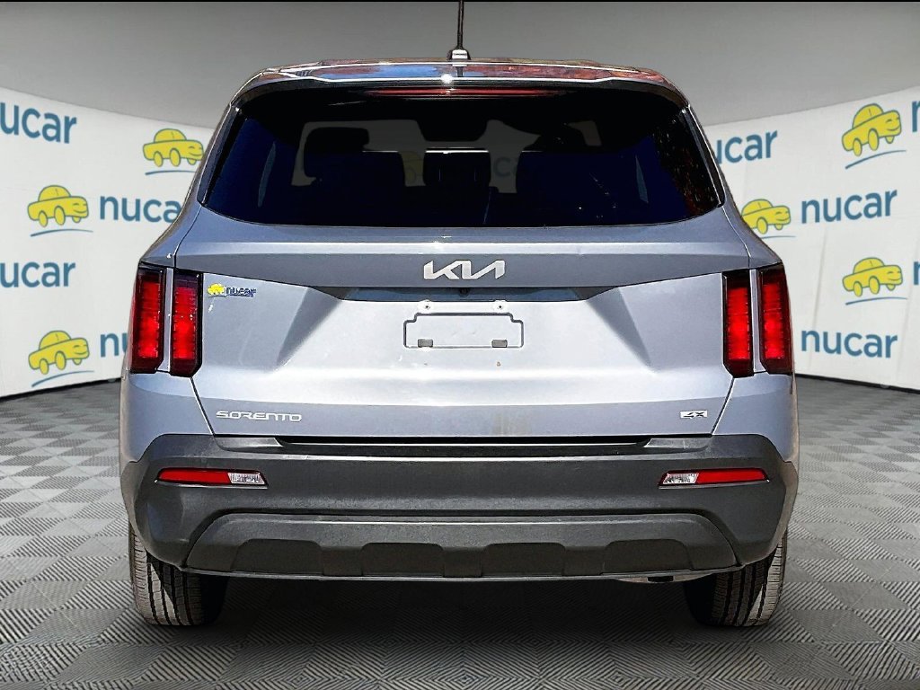 Used 2023 Silver Kia LX image 5