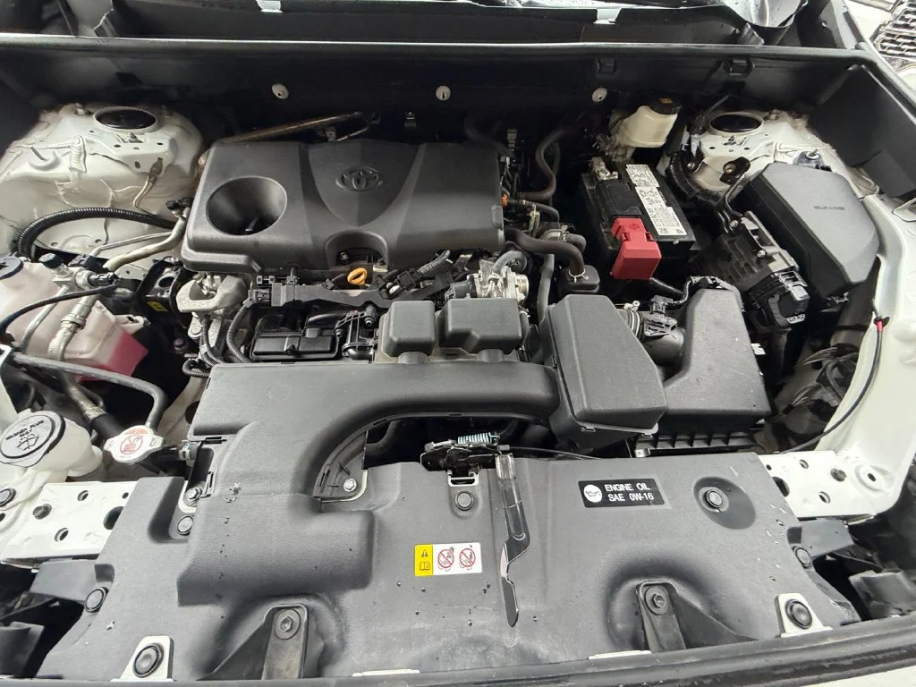 Used 2023 White Toyota LE image 20