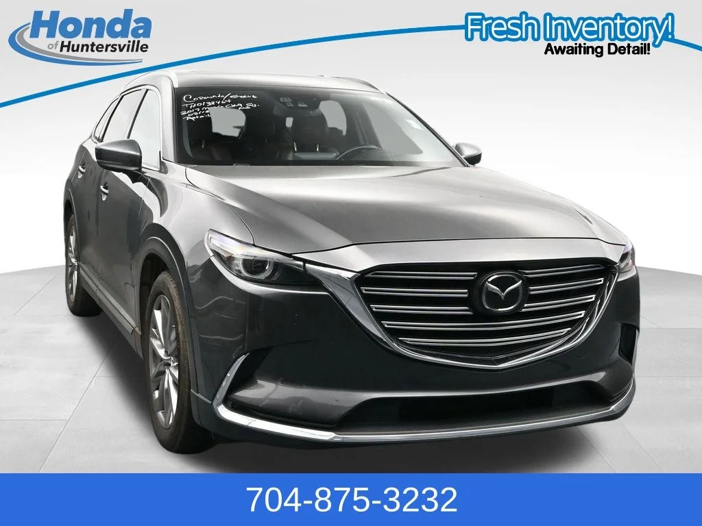 2017 Mazda CX-9 Signature AWD's photo