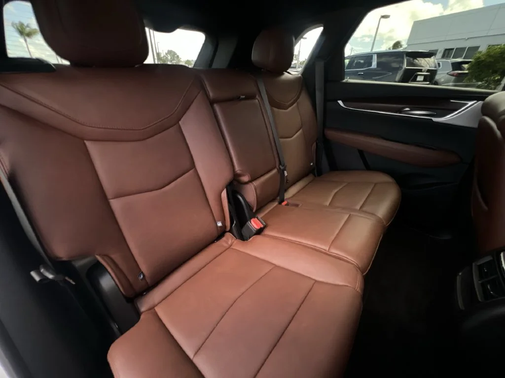 Used 2024 White Cadillac Premium Luxury image 28