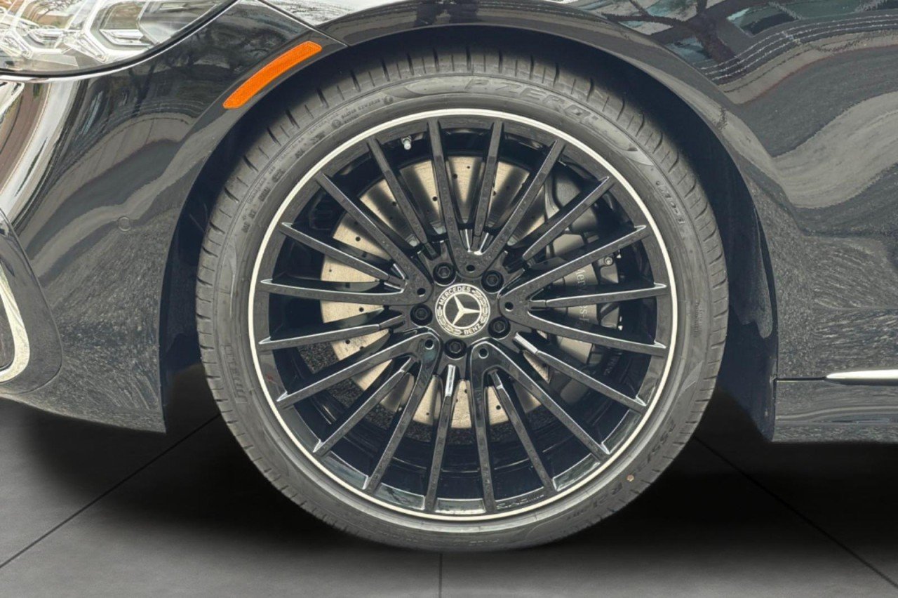 New 2027 Black Mercedes-Benz S 580 4MATIC® Sedan image 24