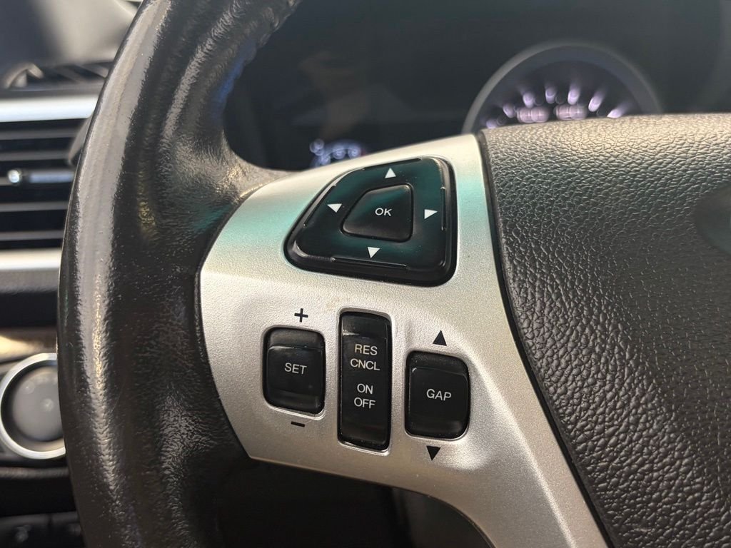 Used 2014 Ingot Silver Ford Limited image 42