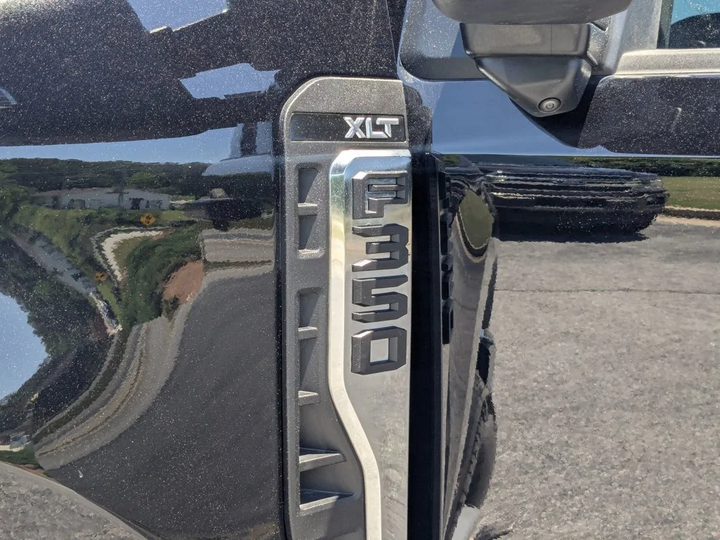 Used 2025  Ford XLT image 26