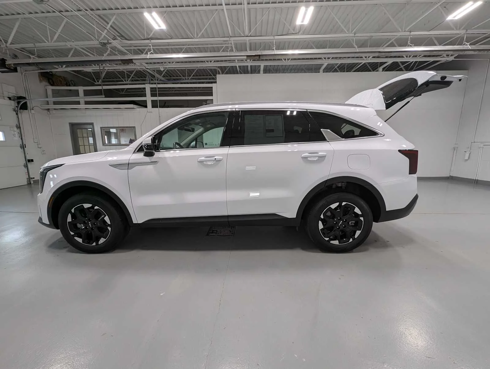 Used 2025 Glacial White Pearl Kia S image 12