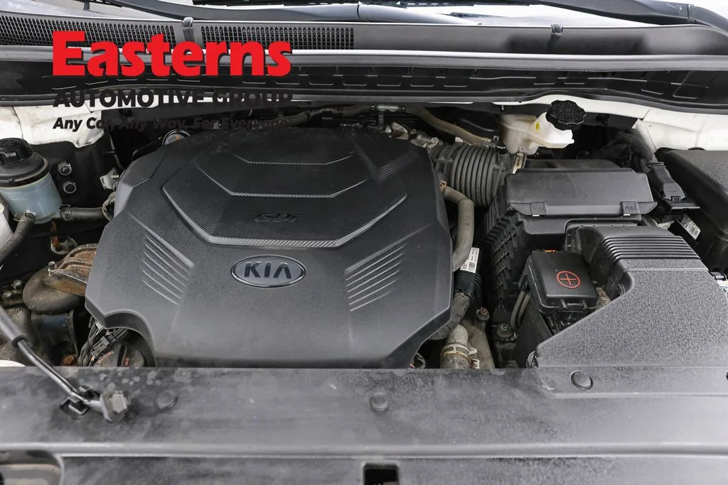 Used 2020 White Kia LX image 7
