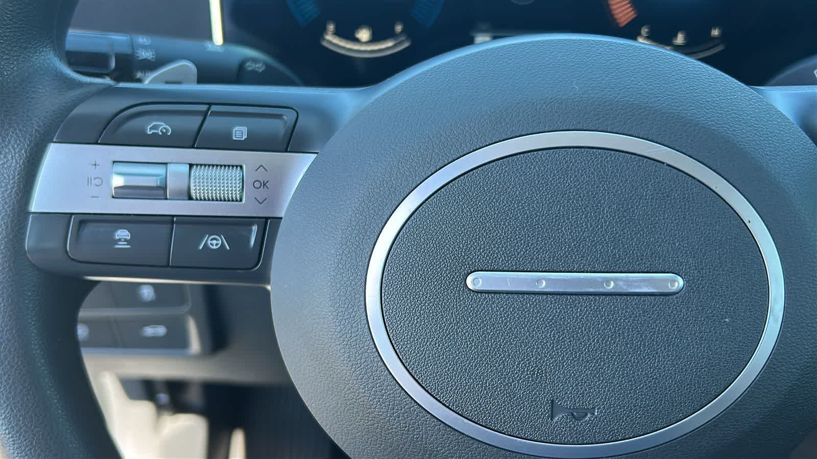 Certified Used 2025 Carbon Blue Hyundai SEL image 19