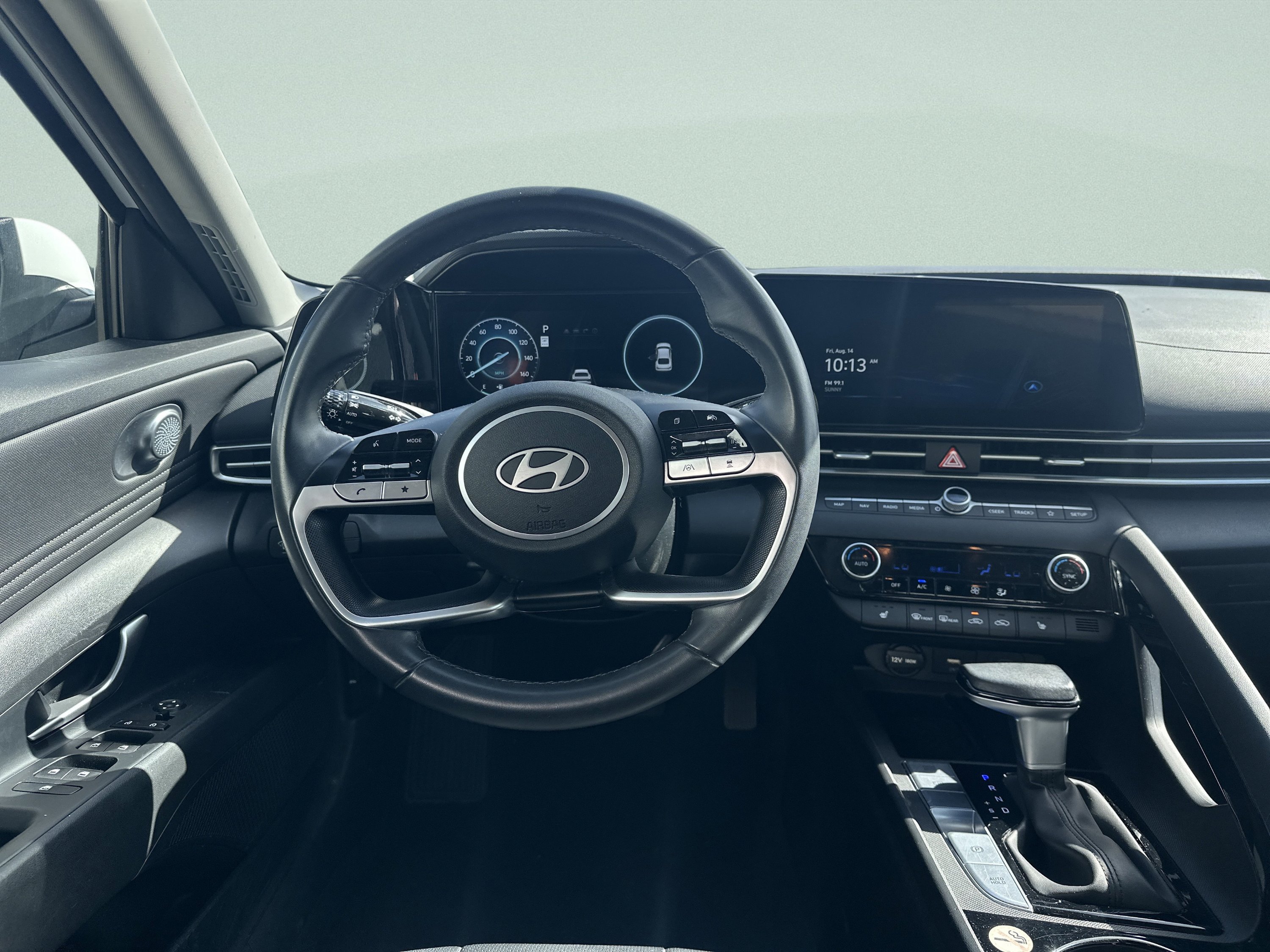Used 2025 Serenity White Hyundai Limited image 20