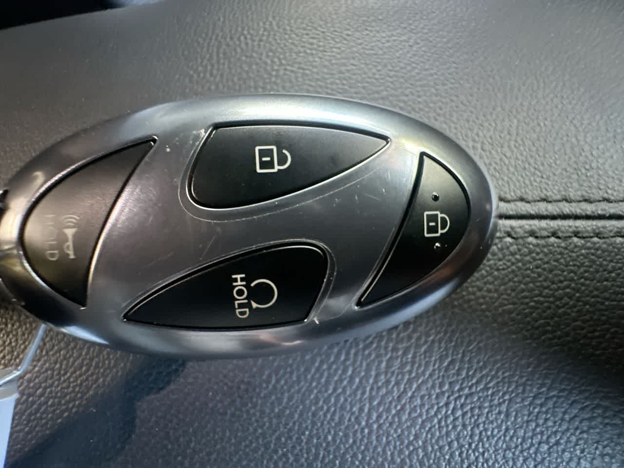 2025 Hyundai Santa Cruz SEL - Photo 28