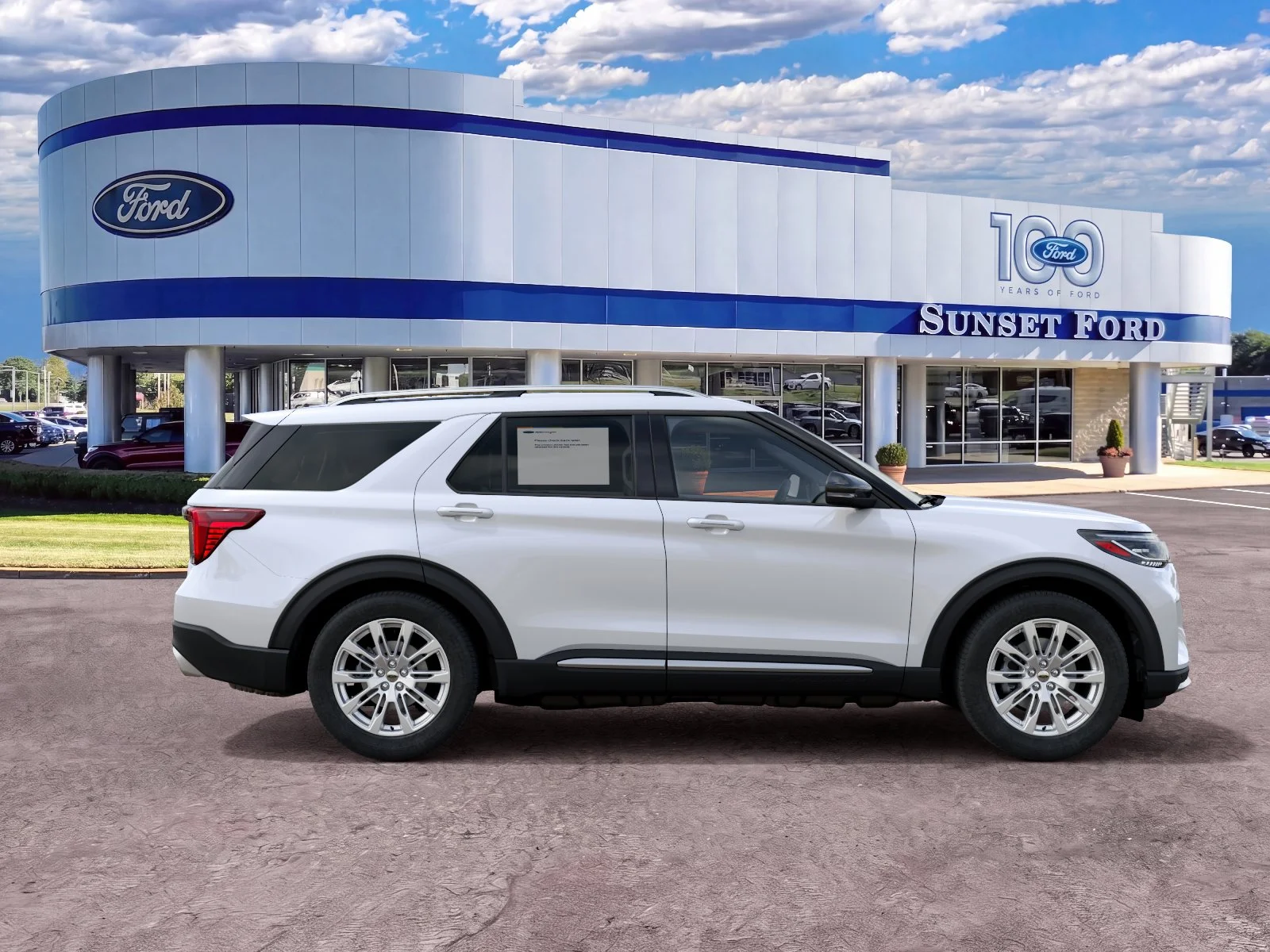 New 2027 Star White Metallic Tri-Coat Ford Platinum® image 5