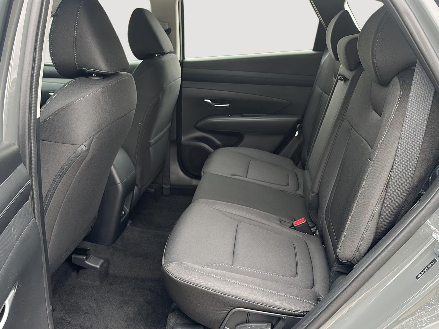 2026 Hyundai Tucson SE - Photo 18