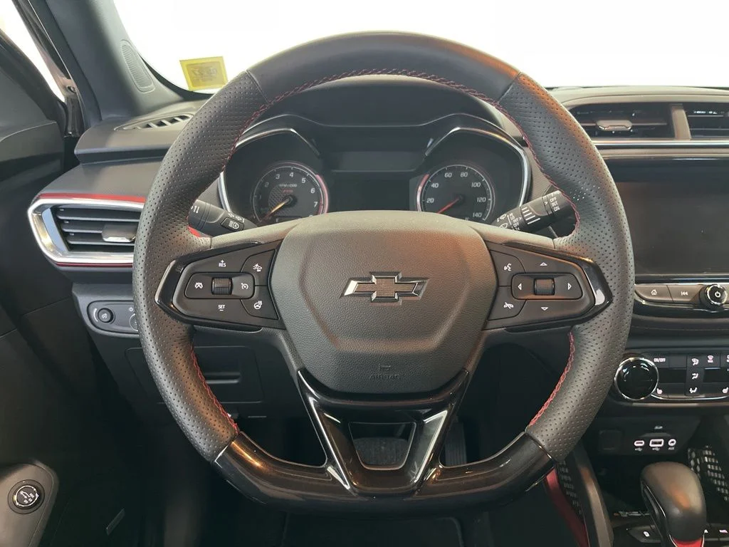 Used 2023 Gray Chevrolet RS image 6